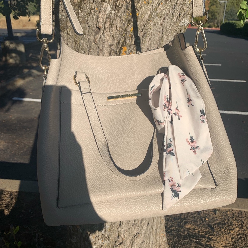 Steve Madden Cream Shoulder Bag with Floral Scarf,HP25 - Picture 10 of 10